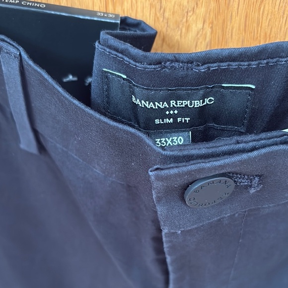 Banana Republic Core Temp Slim Fit Chino Pants Black 33 x 30 NWT - Picture 4 of 6